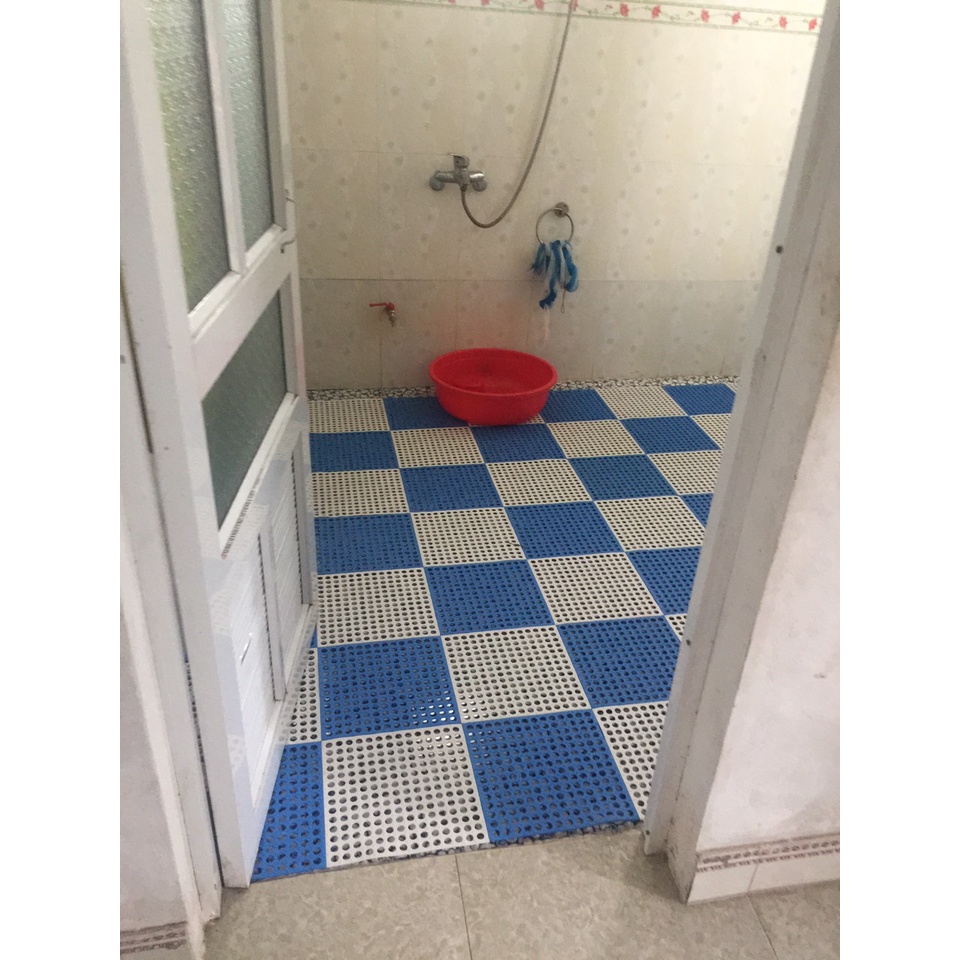 THẢM NHỰA TRẢI SÀN LỖ GHÉP KHÁNG KHUẨN, CHỐNG TRƠN, TRƯỢT BAN CÔNG, NHÀ TẮM, NHÀ BẾP