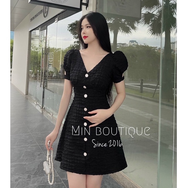 Váy xốp khuy ngọc nơ lưng dáng xòe