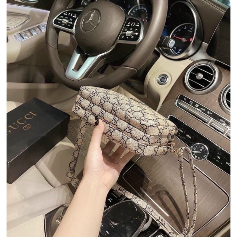 Túi Đeo Chéo Nam Nữ nhỏ gọn, tiện lợi