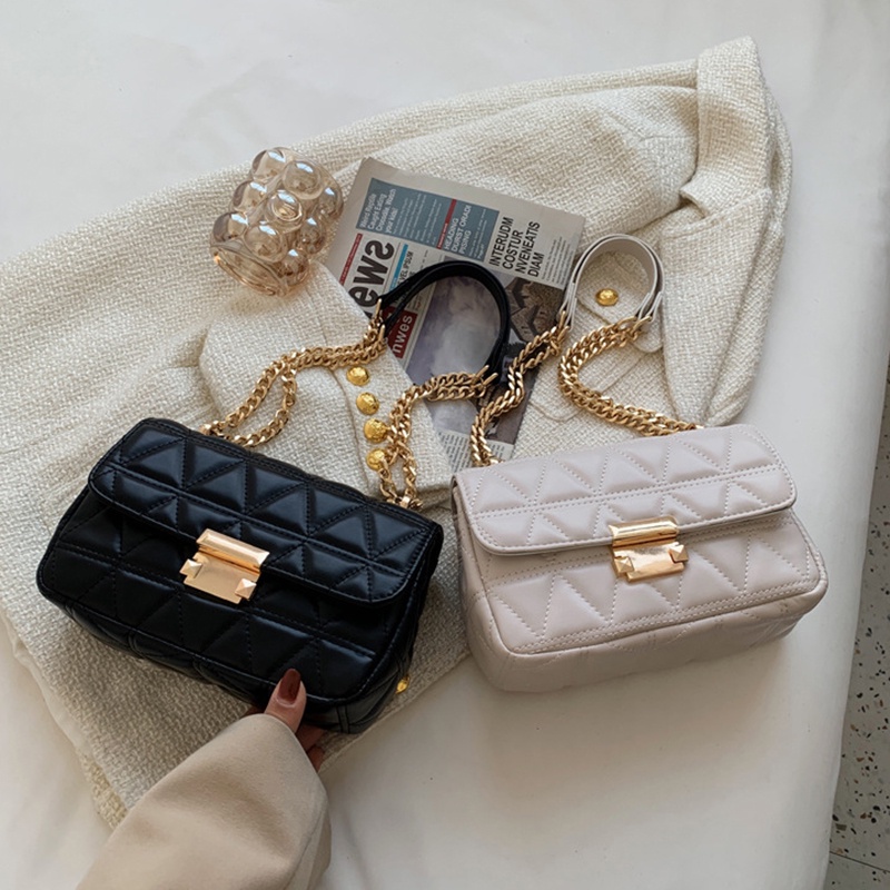 Túi đeo vai IELGY mini họa tiết hình thoi màu đen phối dây xích thời trang sang trọng cho nữ