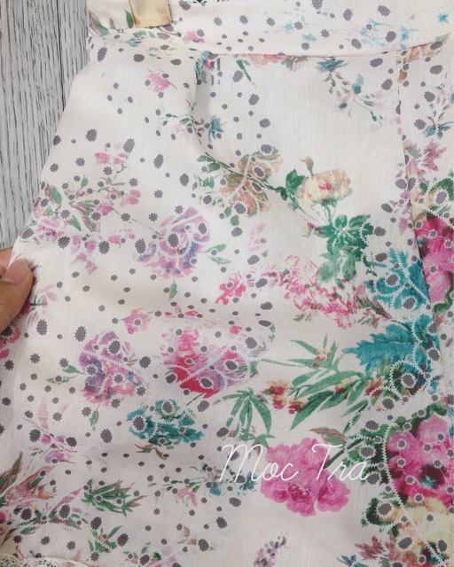 Set Trễ Vai Hoa Viền Ren Croptop Siêu Xinh , Set Áo Croptop Kèm Quần Short Hoa Cao Cấp