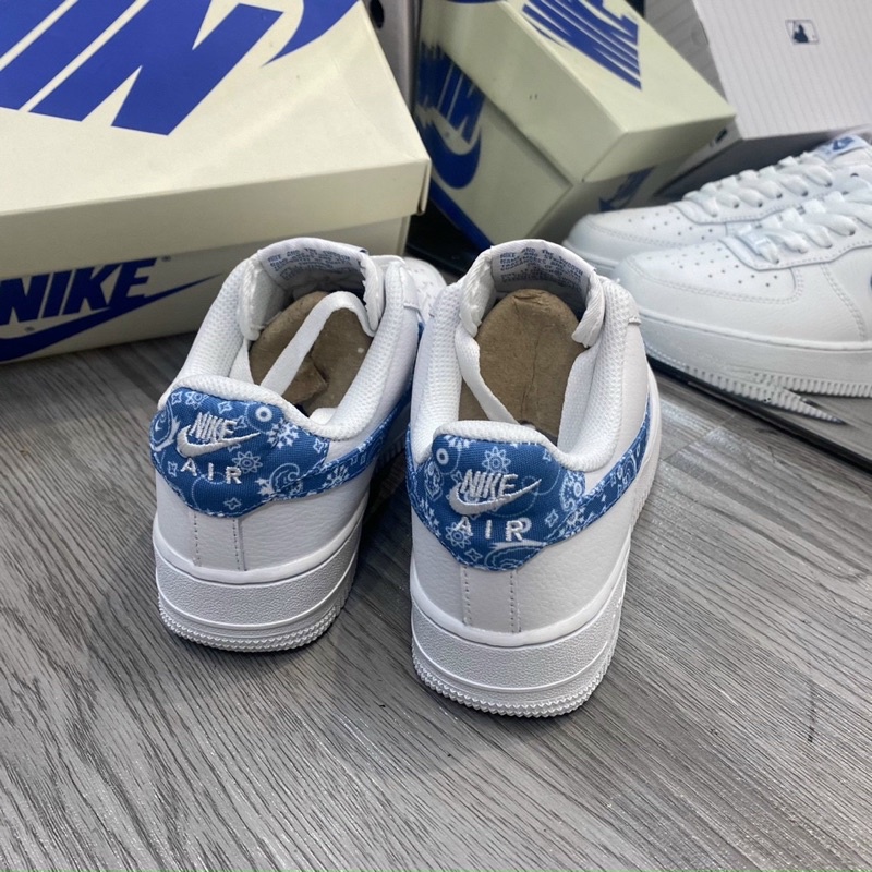 GIÀY AIR AF1 LOW PAISLAY WHITE BLUE LAI AU