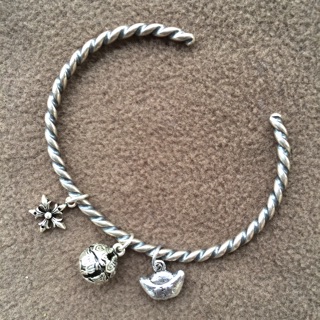 Charm hạt bạc treo vòng chuông - hoa - thỏi bạc