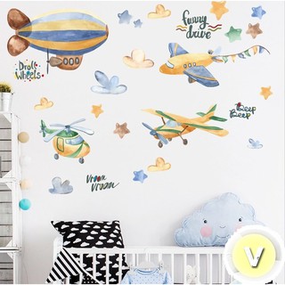 Decal dán tường bay lên trời xanh