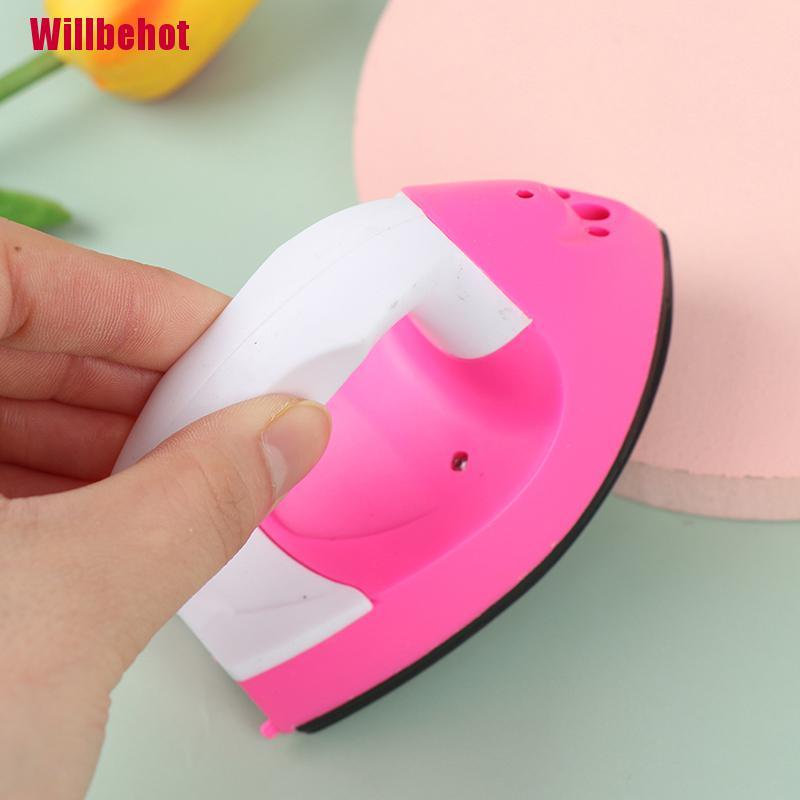 Bàn Ủi Điện Cầm Tay mini Khi Đi Du Lịch