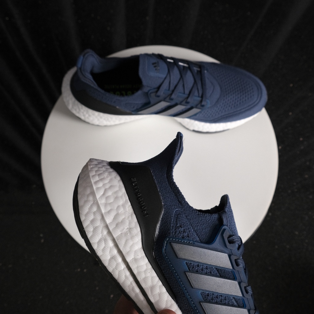 Giày thể thao ub 7.0 1.1