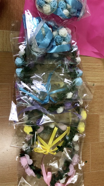 Vòng hoa kỷ yếu