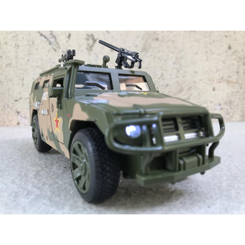 Mô hình xe Quân sự Tiger 1:32
