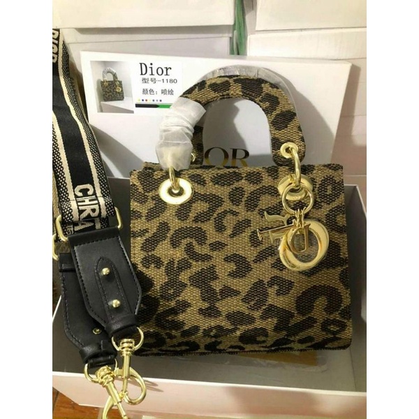 Dior thổ cẩm size 20