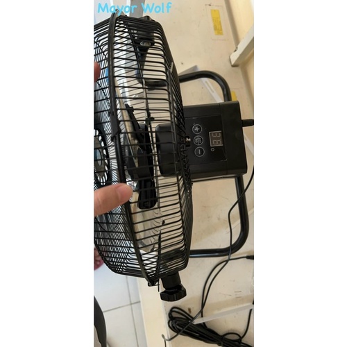 Quạt tích điện NLMT Mayor Wolf, quạt chân quì SIÊU MÁT , kèm tấm pin NLMT và cục sạc điện 220V