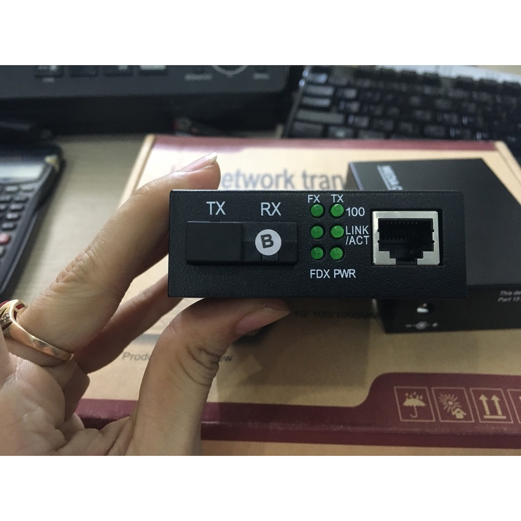 Bộ chuyển đổi quang điện Media Converter Single 10/100mbps