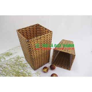 Chậu cắm hoa nhựa giả mây đa năng hình trụ băng nhựa giả mây đan