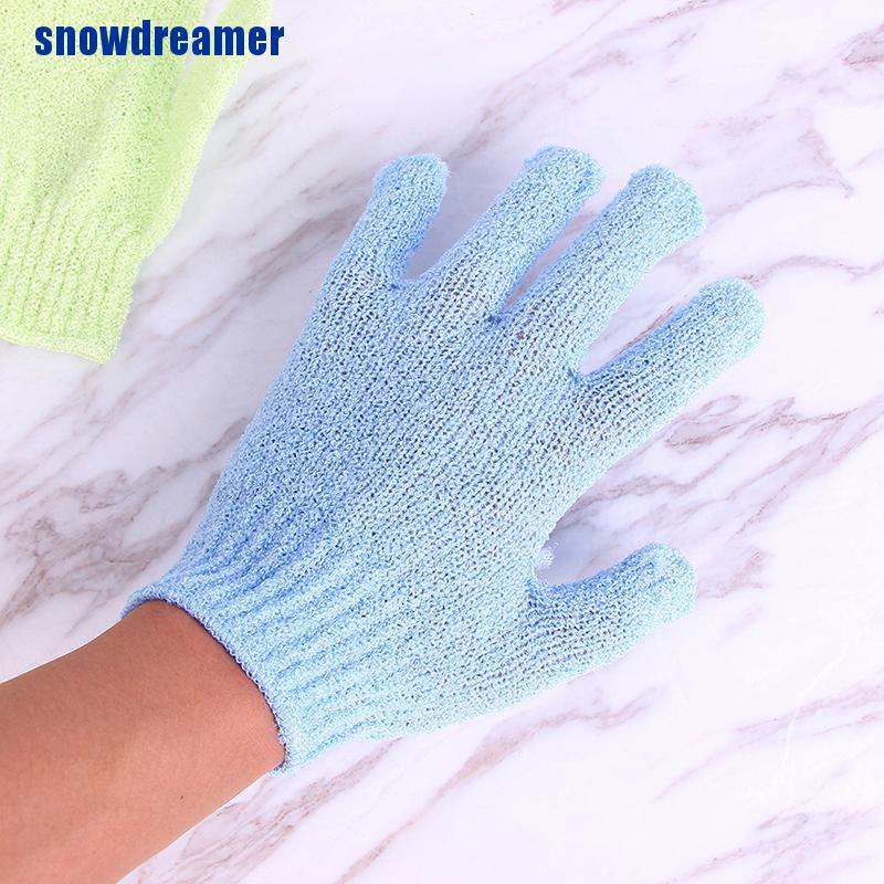 Găng Tay Tẩy Tế Bào Chết Bằng Xơ Mướp Tiện Dụng Khi Tắm