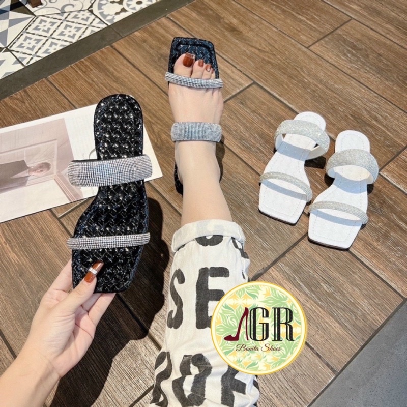 Dép 2 quai bản đá xịn xò lót đan mờ