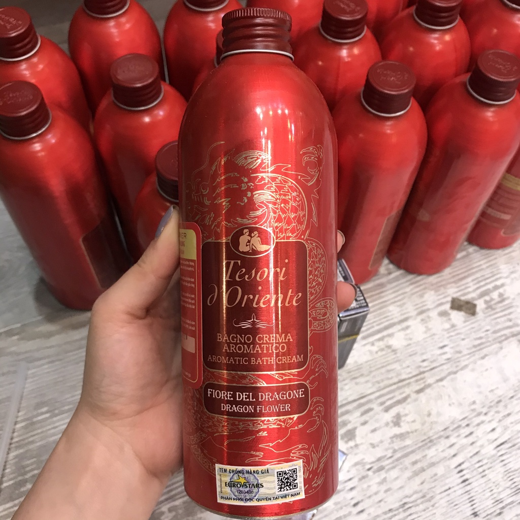 Sữa Tắm Nước Hoa Dưỡng Ẩm Trắng Da Tesori D’Oriente 500ml