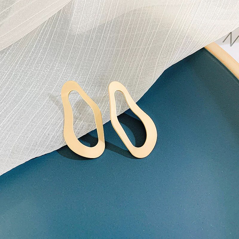 Bông Tai Hoa Tai Bạc 925 Không Gỉ Mạ Vàng Sang Trọng Quý Phái Dobi B5