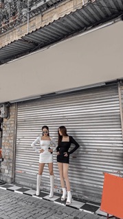 Váy body cổ U