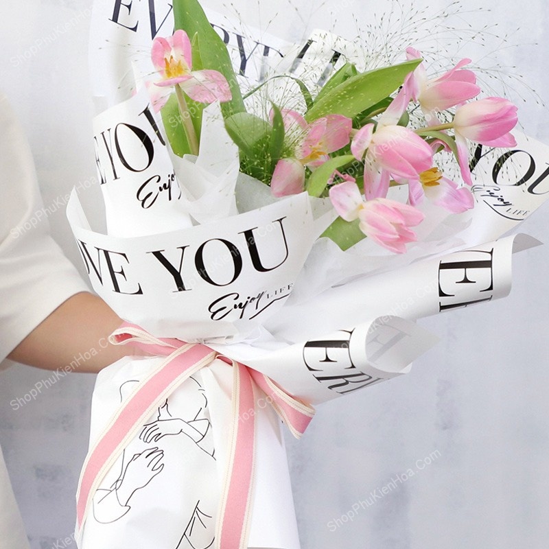 GIẤY GẤM LỲ IN CHỮ I LOVE YOU KÍCH THƯỚC 58CM*58CM