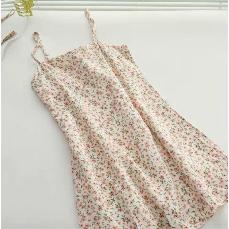 Váy hai dây hoa nhí xinh xắn