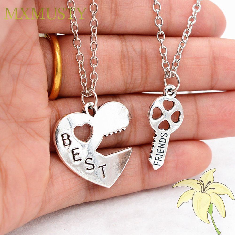 Set 2 Dây Chuyền Tình Bạn Mặt Khắc Chữ Cho Đôi Bạn Thân