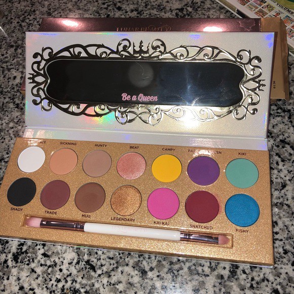 Bảng mắt Manny MUA's x Lunar Beauty Life's A Drag Eyeshadow Palette