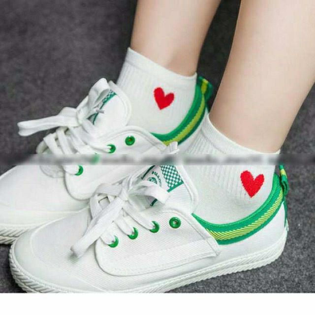 Tất trái tim cute