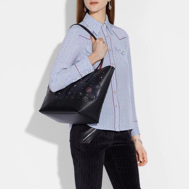 🆘RẺ VÔ ĐỊCH🆘Túi Coach Tote Bag with cut out Tea rose