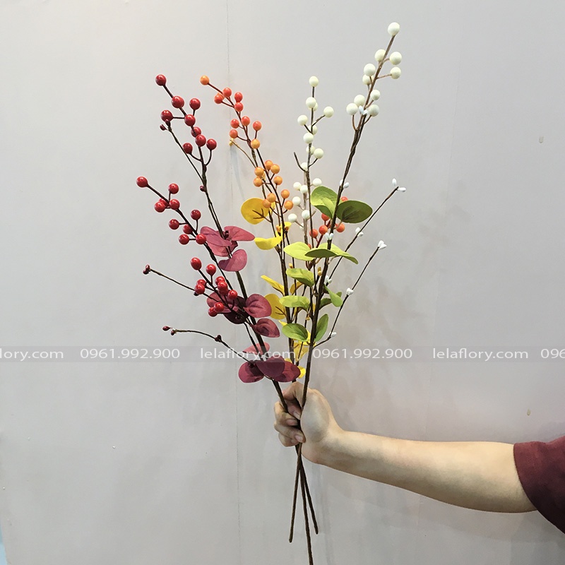 Cành đào đông giả có lá nhiều màu, hoa trang trí, decor nhà cửa - HOG0006