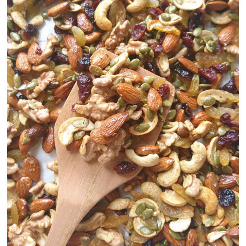 500Gram Granola siêu hạt cao cấp (NGŨ CỐC NGUYÊN HẠT,NGŨ CỐC TRÁI CÂY,HẠNH NHÂN,ÓC CHÓ,HẠT ĐIỀU,HẠT BÍ, MAC CA nk03