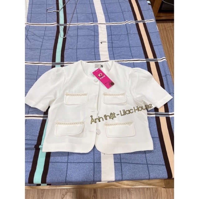 LILAC- Set áo trắng + chân váy đen phối chuỗi hạt Crazyteen NEW TAG