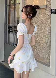 Đầm cherry vàng cúp ngực hàng VNXK