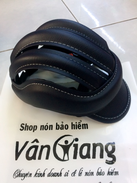 Nón bảo hiểm thể thao