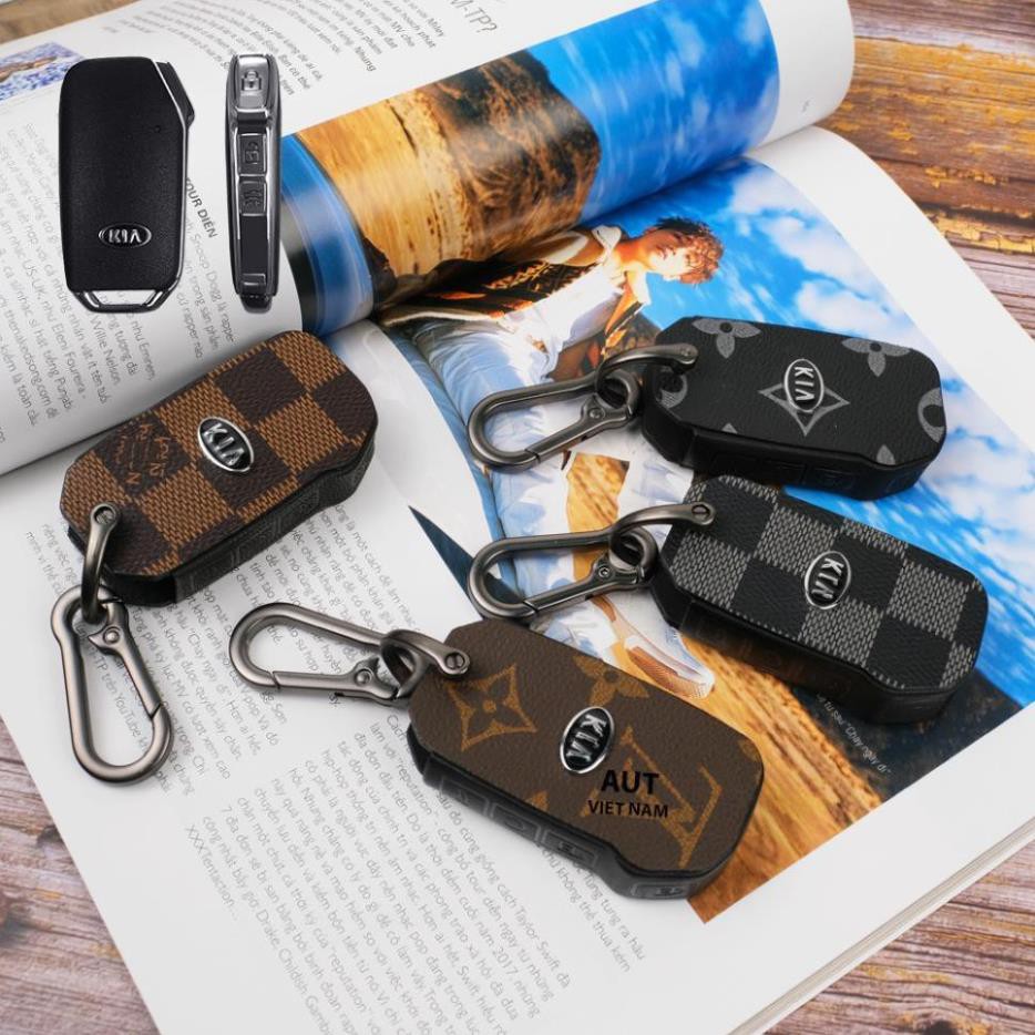 Bao da chìa khóa Smartkey Kia mới 3 nút (Kia Cerato, Sorento, Sedona) da Canvas L .V xẻ túi cao cấp