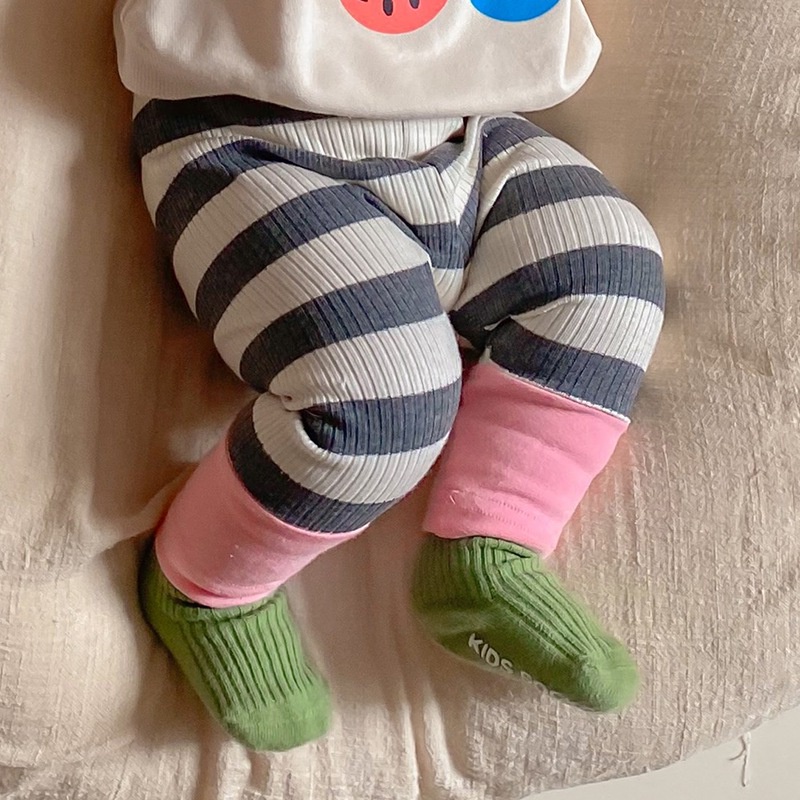 Quần Legging Kẻ Sọc Nhiều Màu Sắc Cho Bé