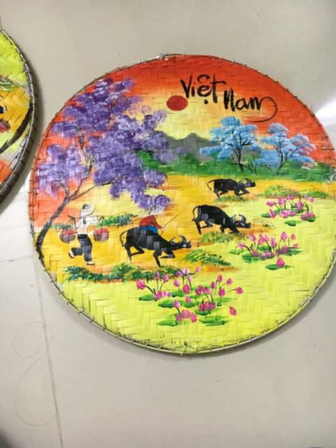 Mẹt tre vẽ tranh phong cảnh đủ màu sắc