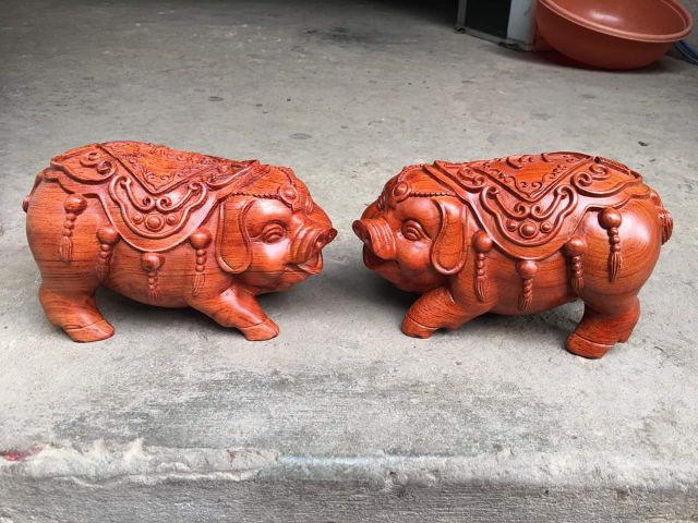 Tượng con heo phát tài
