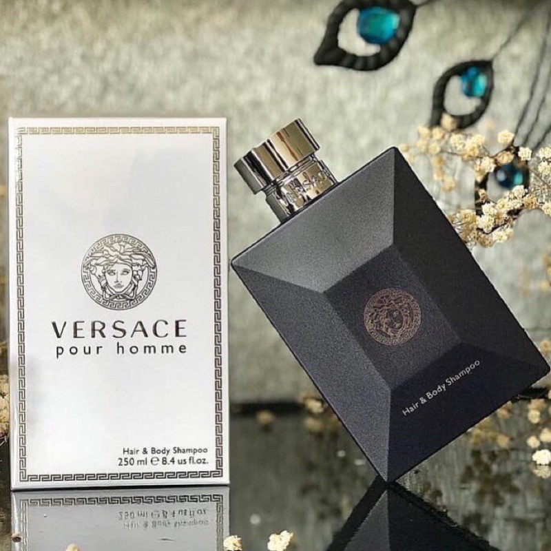 SỮA TẮM ,GỘI HƯƠHG NƯỚC HOA VERSACE POUR HOMME 250 ml