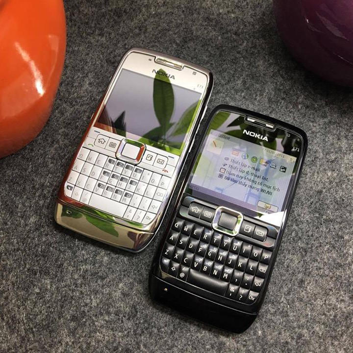 ĐIỆN THOẠI NOKIA E71 Chính hãng