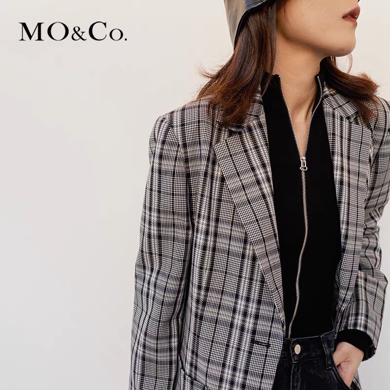 Áo khoác sọc Mo&Co