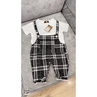 Combo set yếm kẻ caro đen trắng kèm áo thun