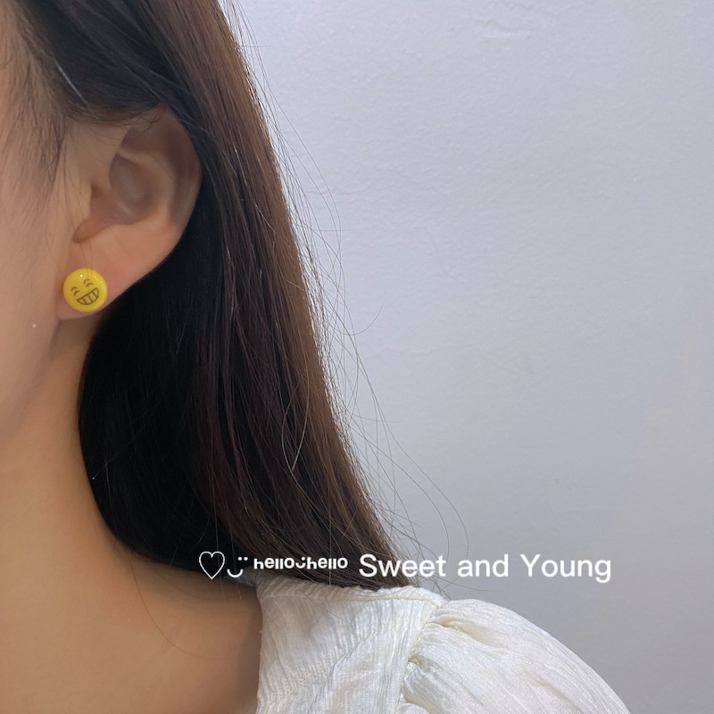 Bông Tai Hình Mặt Cười Dễ Thương Cho Nữ