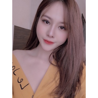 Khoác hồng chốt trên live