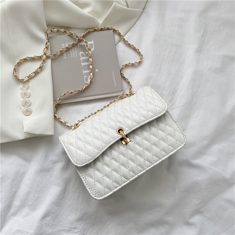 Túi đeo chéo thêu họa tiết hình thoi đơn giản thời trang thu đông 2021