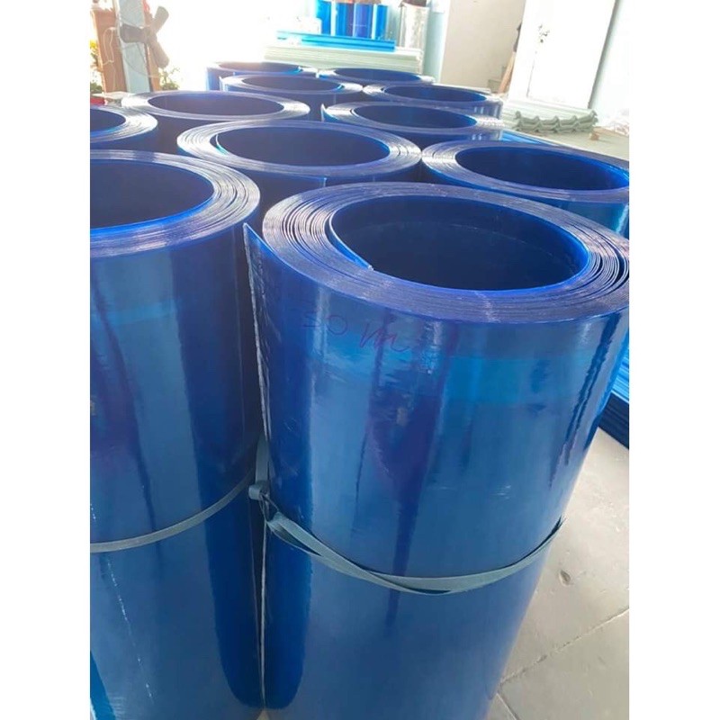 Tấm Tôn lợp nhựa mái nhà để lấy ánh sáng.