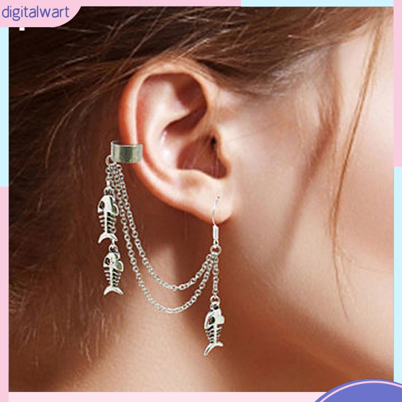 Một khuyên kẹp vành tai phối dây và mặt hình lá cây/con cá độc đáo