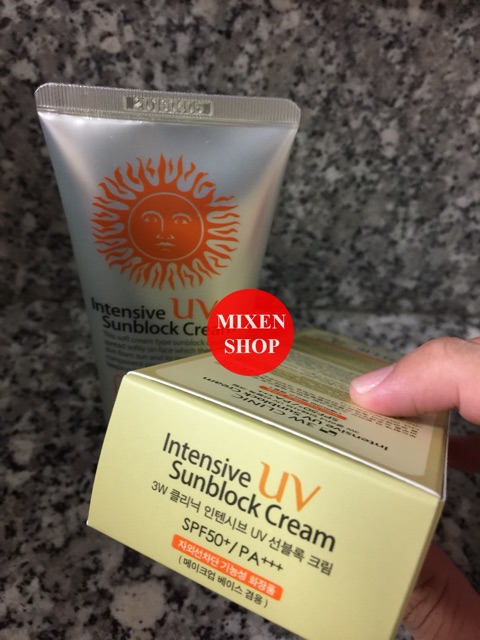 {Chính Hãng - Ảnh Thật} Kem chống nắng 3w Clinic Intensive UV Sunblock Cream SPF 50 | BigBuy360 - bigbuy360.vn