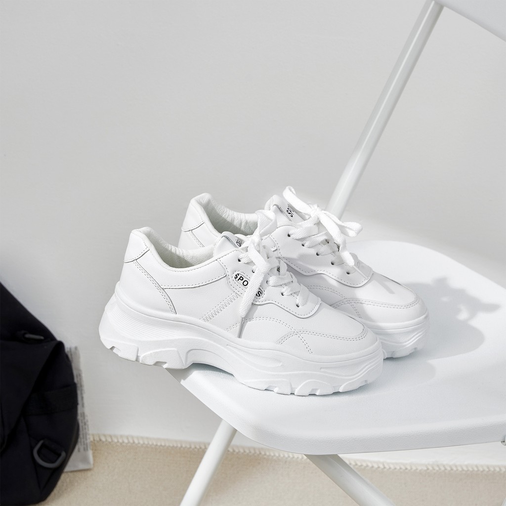 [Mã FAGREEN245 giảm 10% tối đa 30k đơn từ 99k] Giày Thể Thao Nữ giayBOM Trơn Màu Đế Cao 4 cm Full Da B963 | BigBuy360 - bigbuy360.vn