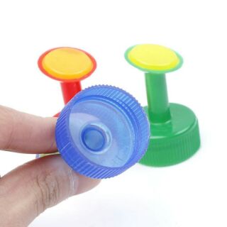 Nắp tưới cây gắn chai nhựa