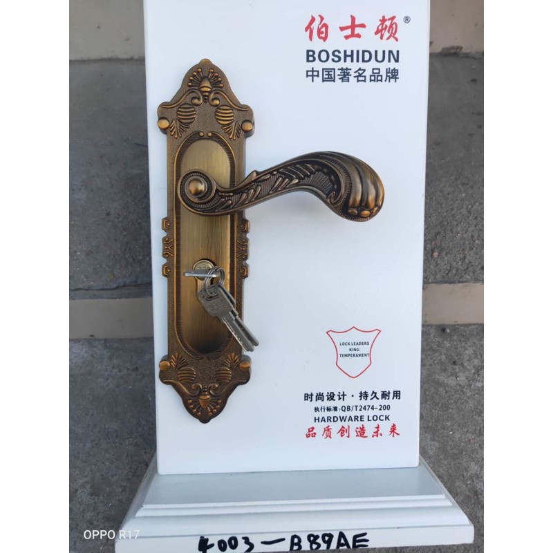 khoá thông phòng tân cổ điển hiện đại