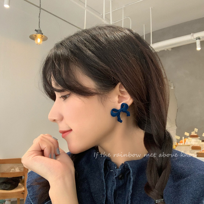 Bông Tai Hình Nơ Đính Đá Xinh Xắn Cho Nữ